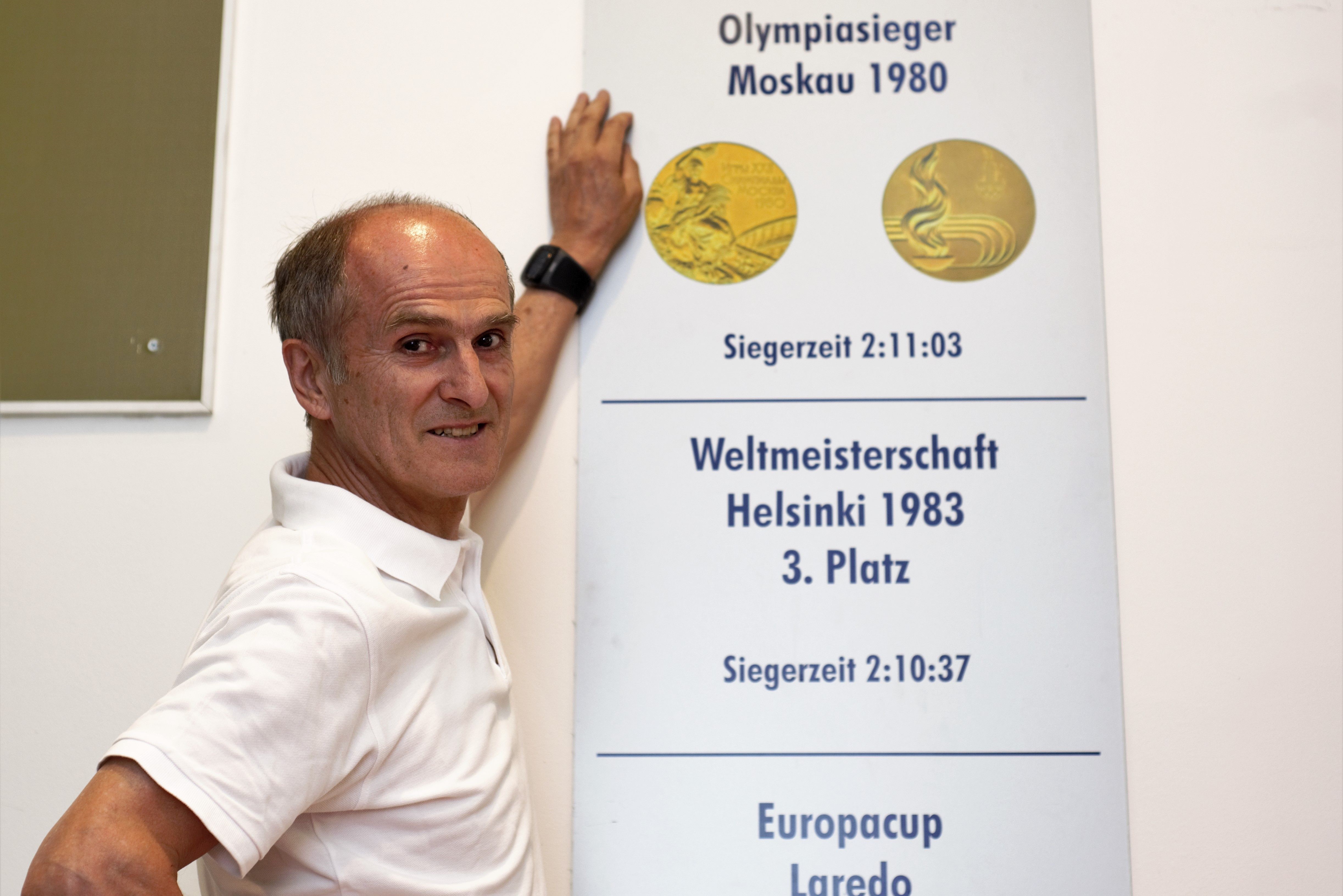 Doppelolympiasieger Waldemar Cierpinski engagiert sich in Merseburg für das Sportabzeichen.