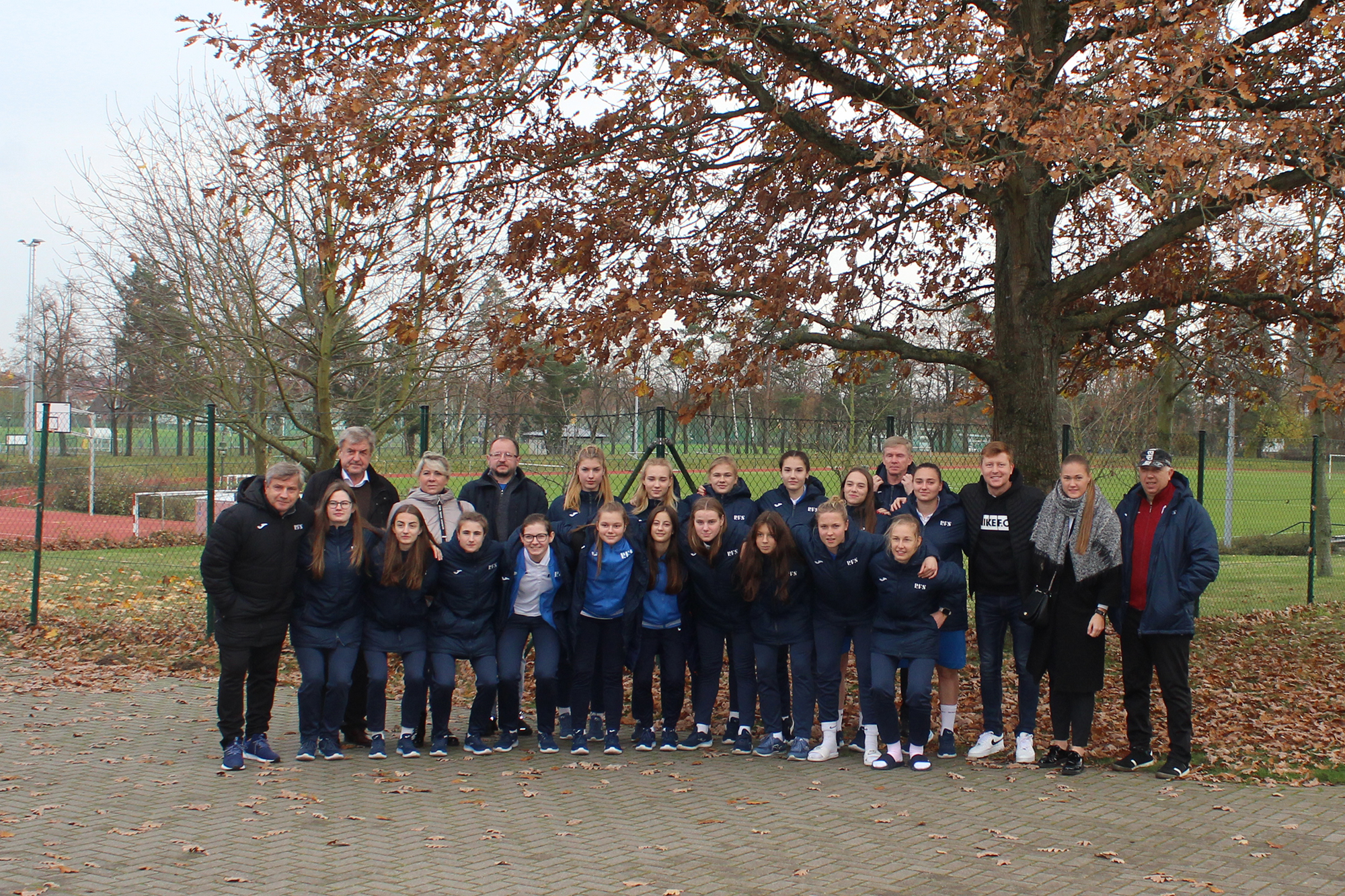 Die Frauenmannschaft des lettischen Fußballvereins RFS Riga zu Gast an der LandesSportSchule Osterburg