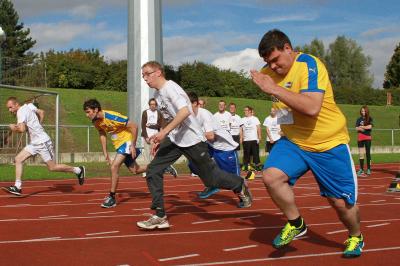 Sprintlauf bei den Special Olympics Sachsen-Anhalt 2015. (Foto: Special Olympics Sachsen-Anhalt – Stefanie Dabrowski) 