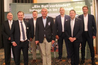 Das neu gewählte Präsidium des Fußballverbandes Sachsen-Anhalt. (Foto: FSA)